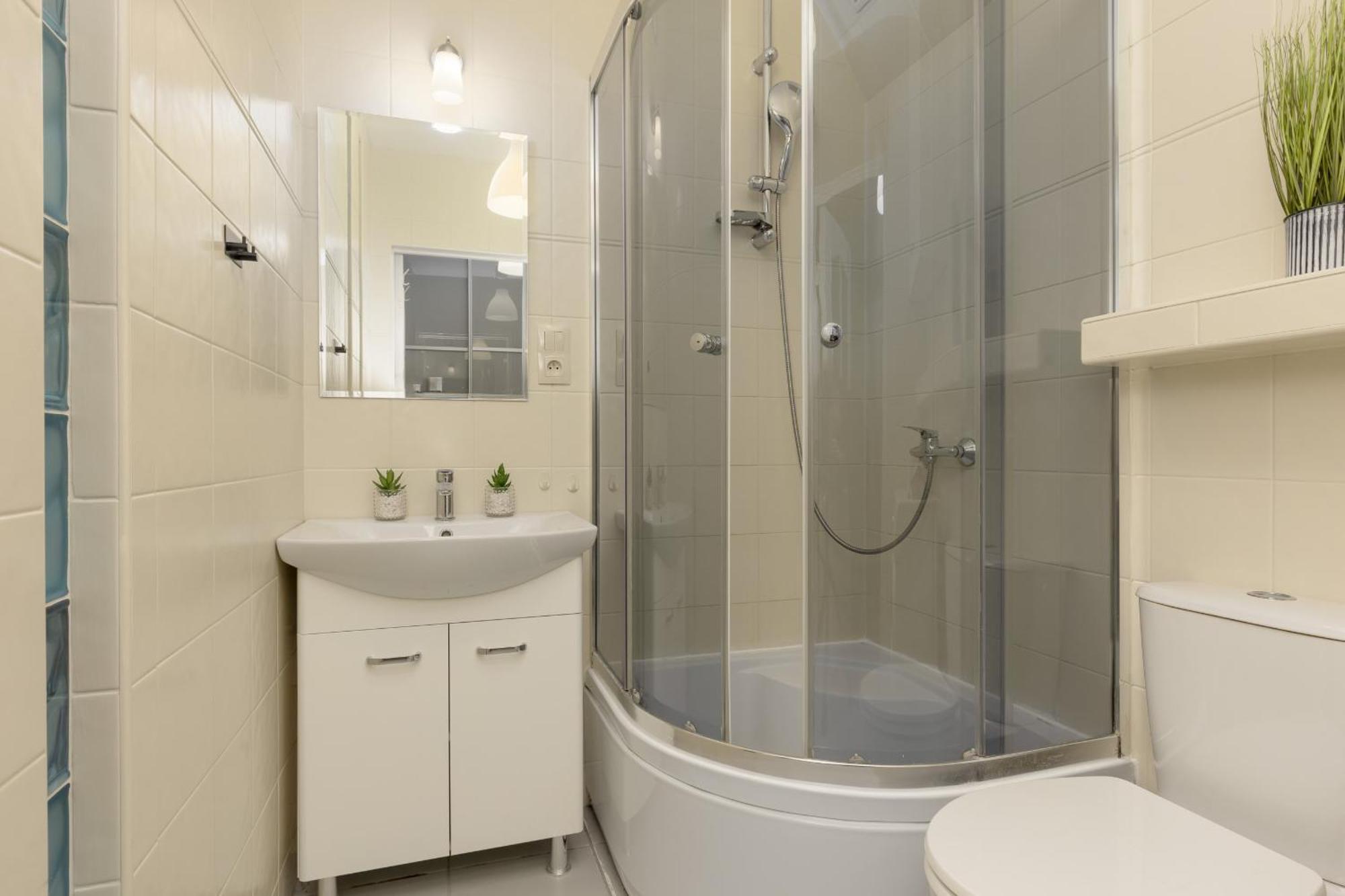 Lägenhet Rent Like - Comfortable Sapiezynska Warszawa