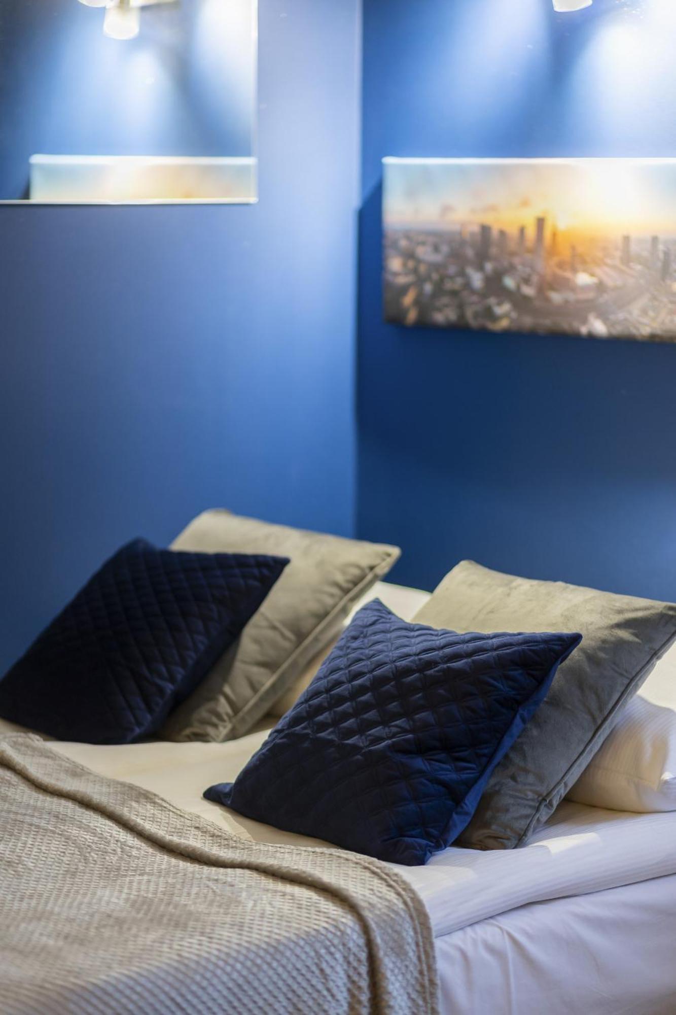 Rent Like - Comfortable Sapiezynska Apartment *